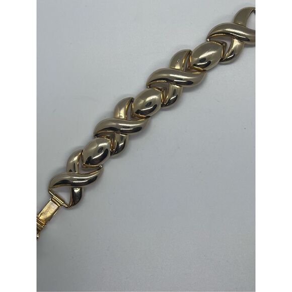X’s & O’s Gold Tone Metal Link Bracelet Vintage Jewelry Piece - Picture 6 of 9